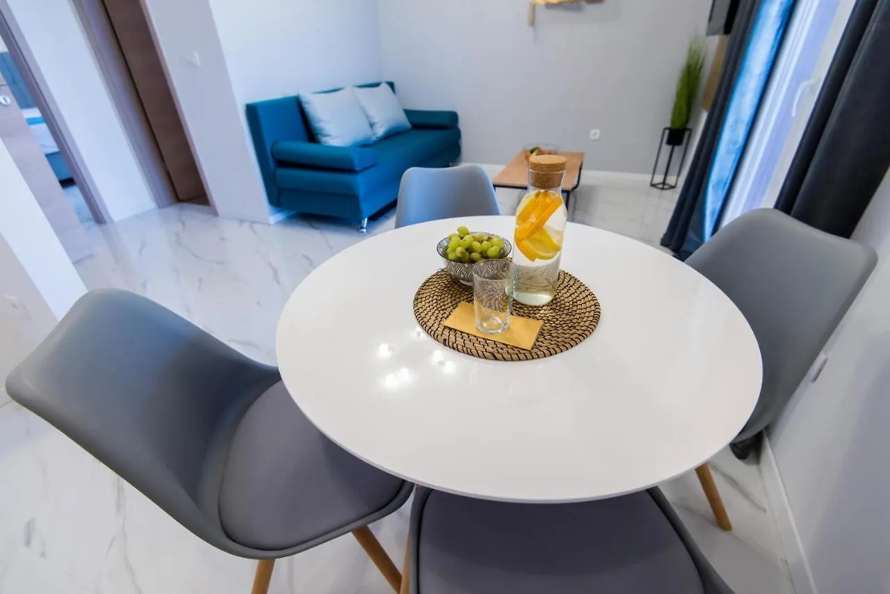Euroholiday Apartments Turanj Croatia