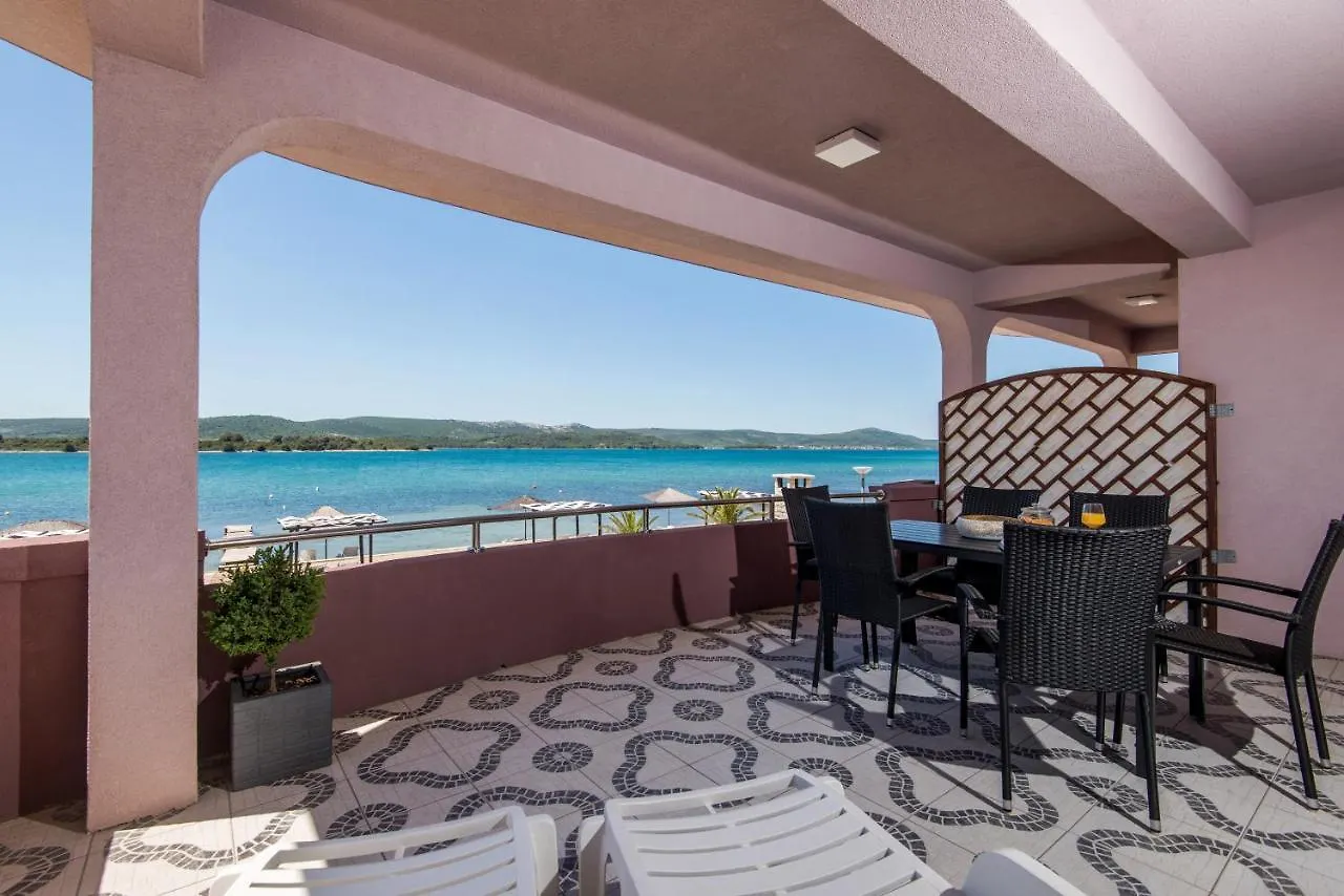 Euroholiday Apartments Turanj