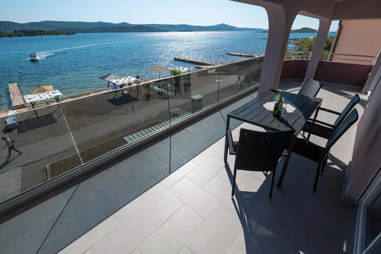 Euroholiday Apartments Turanj