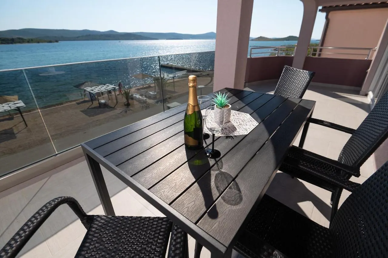 Euroholiday Apartments Turanj