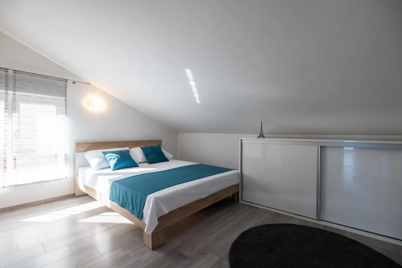 Euroholiday Apartments Turanj