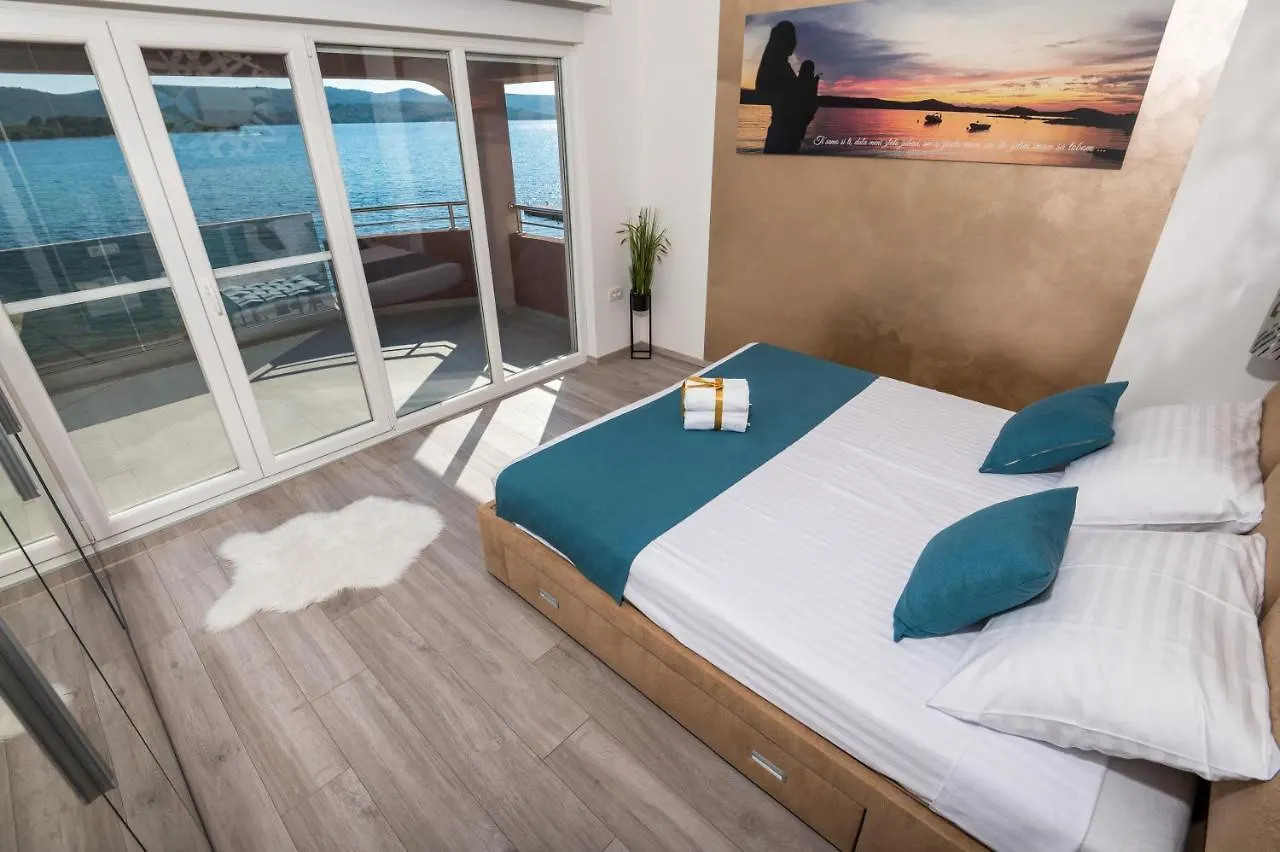 Euroholiday Apartments Turanj