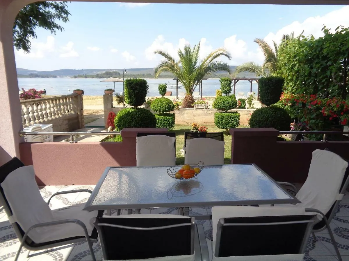 Euroholiday Apartments Turanj